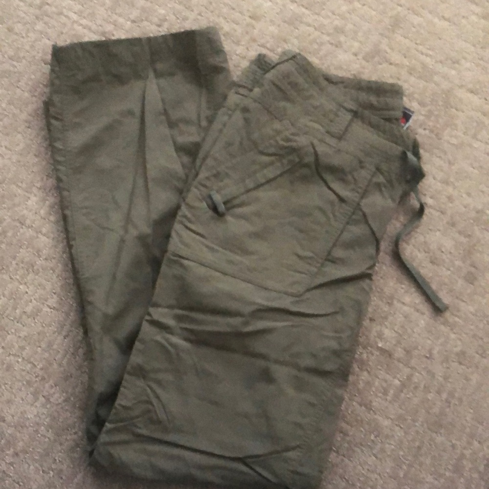 The North Face size 6 womens hiking pants